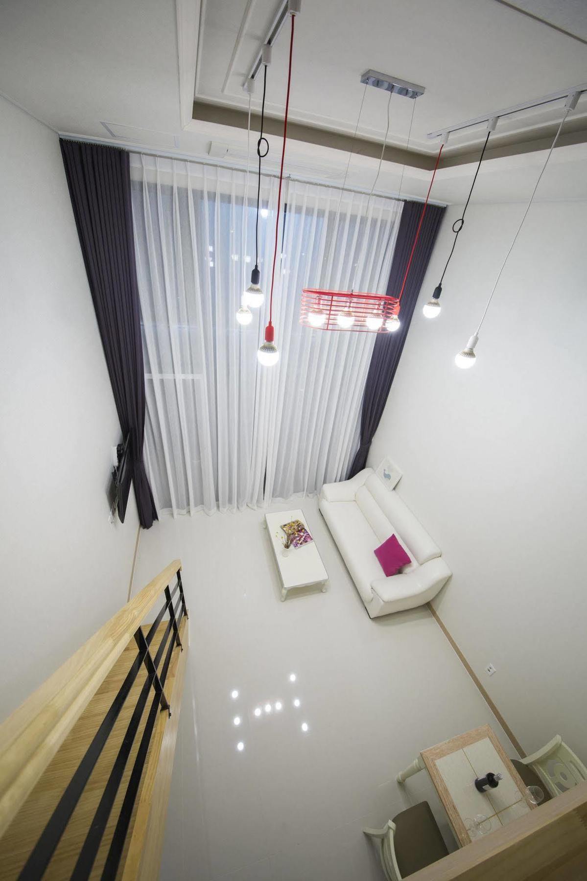 J Raum Resort Seogwipo Extérieur photo
